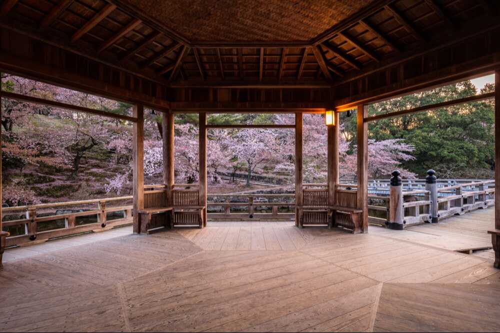 浮見堂